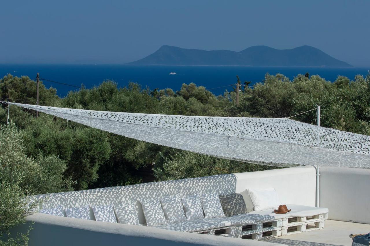 Mavrades Villa